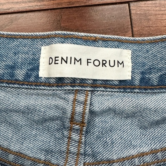 NWOT Denim Forum The Ex-boyfriend Denim Short - Picture 9 of 11